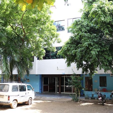 Hotel Siva Sakthi Tiruvannāmalai Exteriör bild