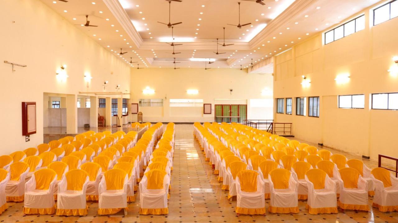 Hotel Siva Sakthi Tiruvannāmalai Exteriör bild