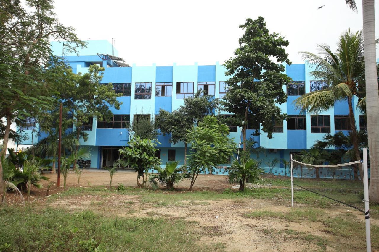 Hotel Siva Sakthi Tiruvannāmalai Exteriör bild