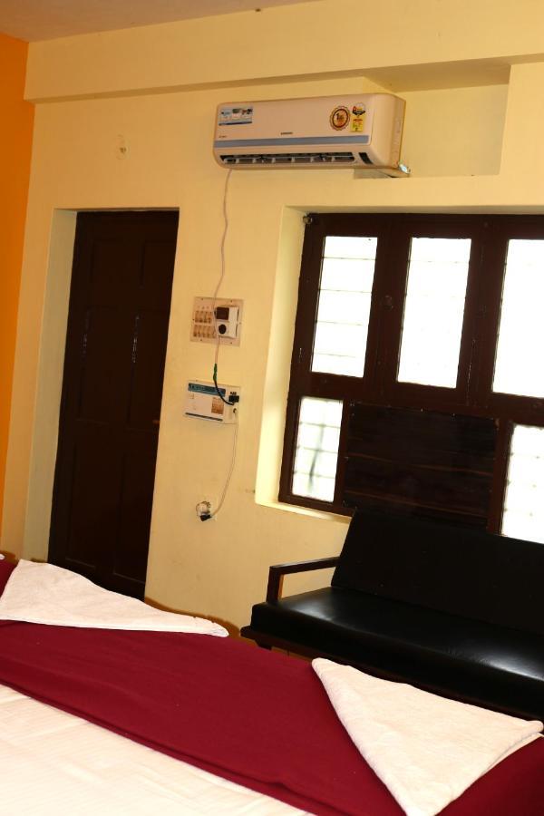 Hotel Siva Sakthi Tiruvannāmalai Exteriör bild