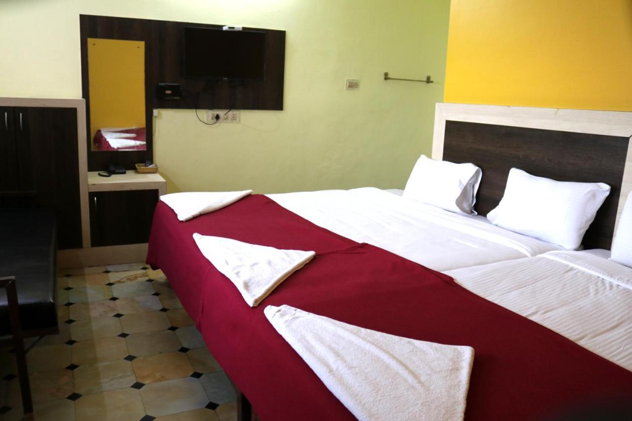 Hotel Siva Sakthi Tiruvannāmalai Exteriör bild